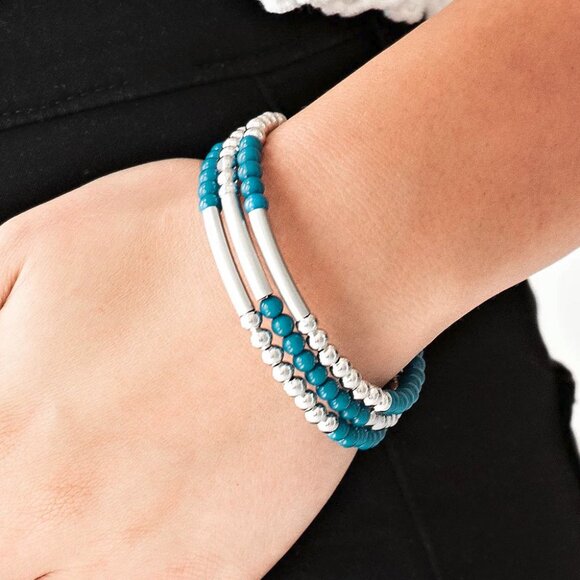 Paparazzi Jewelry Accessories - Tourist Trap - Blue Bracelet - Vintage - Picture 3 of 4